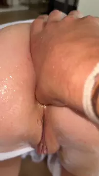 Poster: Livinia Roberts @urfavonlinesloot - New Oil BG PPV