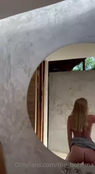 Poster: Dina Grinberg @the_bohema - Long dress and nothing else